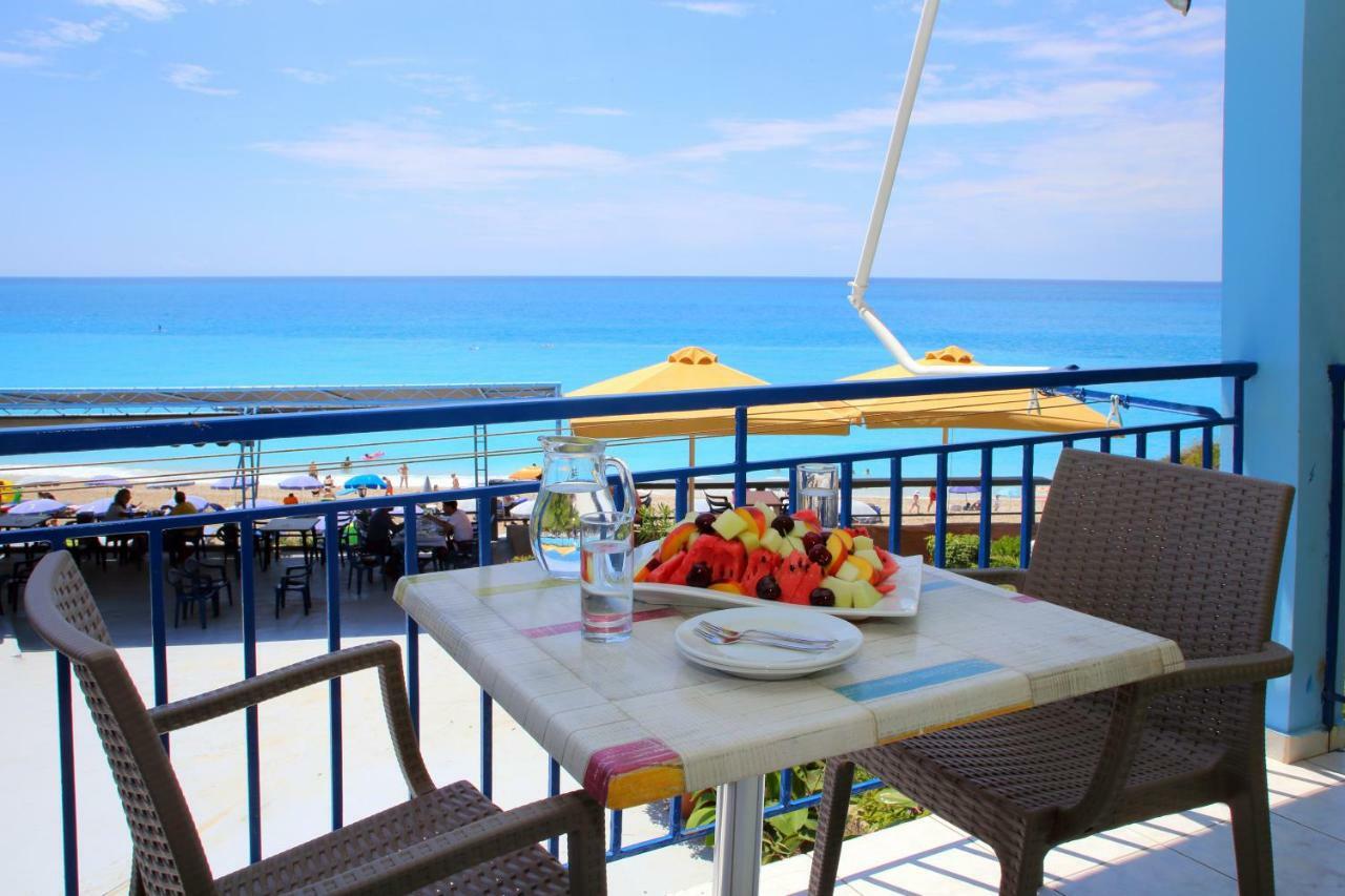 Theocharis Bros - Studios Apartments อาโยส นิกีตัส ภายนอก รูปภาพ
